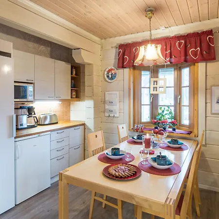 Riverside Loghouse * Rovaniemi